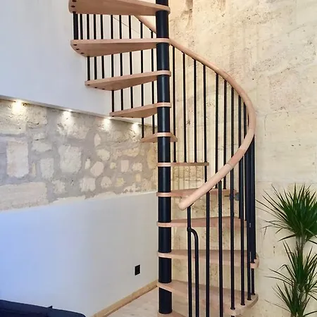 Appartement Au Marche Des Capucins By Cocoonr